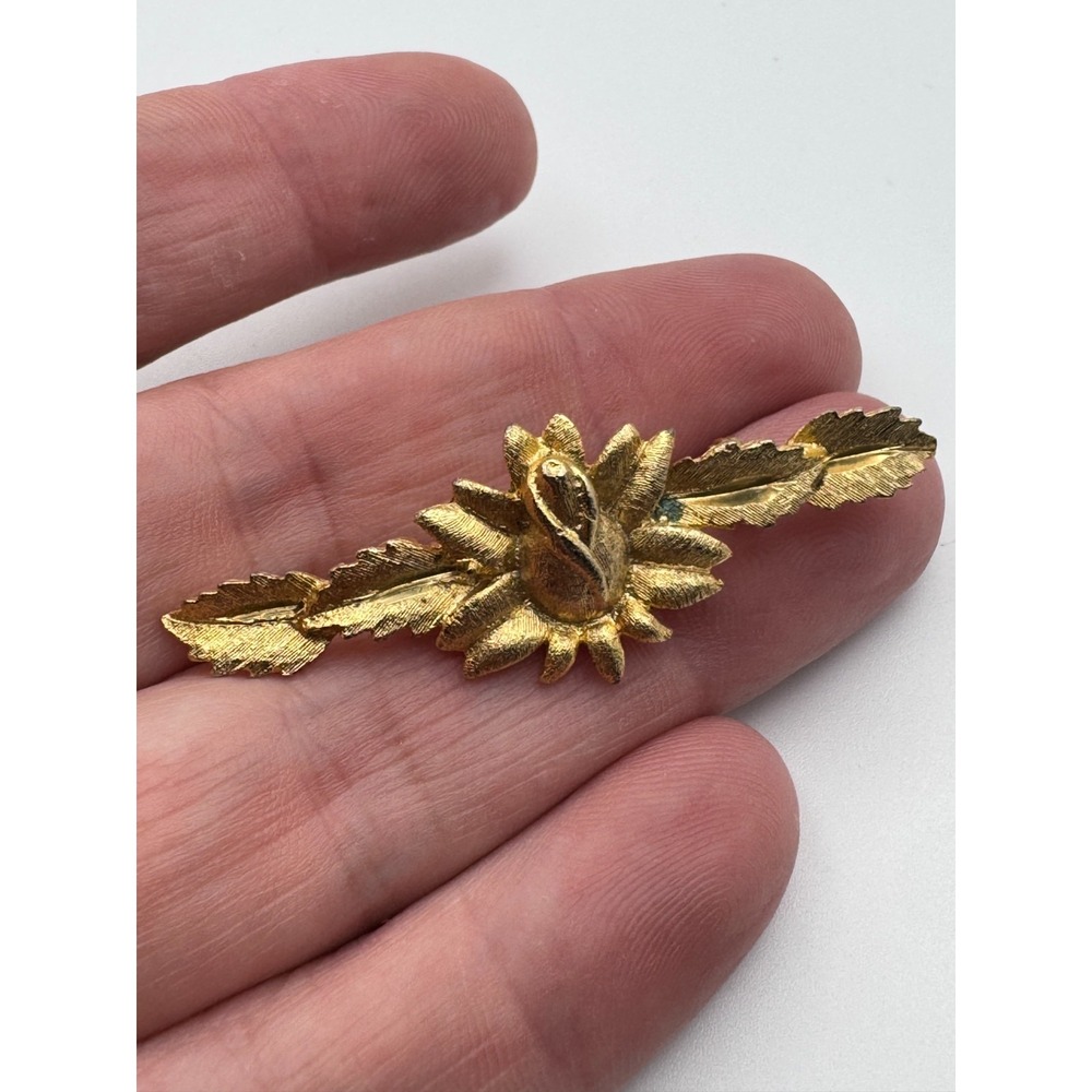 Vintage Manselle Brooch Gold Tone Flower Bar Pin Vanselle Textured Rose Leaf